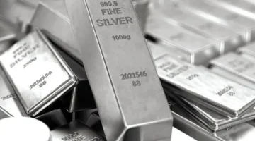 توقعات صادمة للفضة.. روبرت كيوساكي يتوقع وصول سعر الأوقية إلى 200 دولار